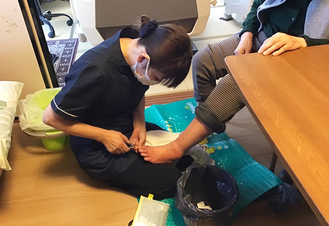 13:00～17:00 訪問～退社